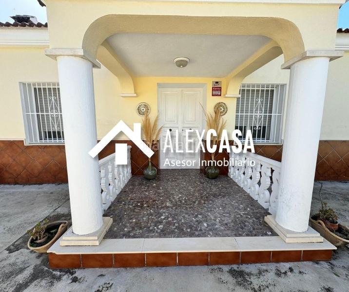 Foto f642bcc5-5c98-4a36-9b27-9a4b56f6075d. Xalet a Cabra