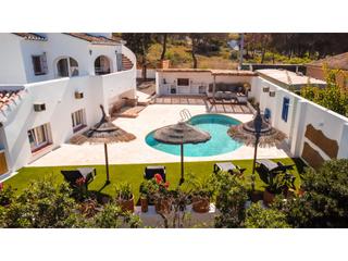 Casa  N/a. Descubre tu nuevo hogar villa reformada de 4 dormitorios en jáve