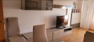 Location Appartement  Calle maría luisa menéndez calleja. Piso tres habitaciones en muy buen estado zona del cubo