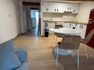 Lloguer Apartament a Calle alfonso viii 87. Apartamento en el casco antiguo  completamente reformado y casi