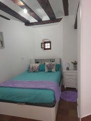 Lloguer Apartament  Calle mosén diego de valera. Apartamento con vistas en el casco antiguo zona media