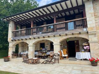 Country house in Penagos