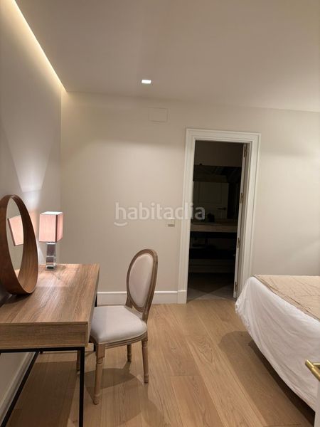 Foto 6185ed82-4a0e-4a96-8d60-0bb740e5fee6. Location attique avec piscine dans El Viso Madrid