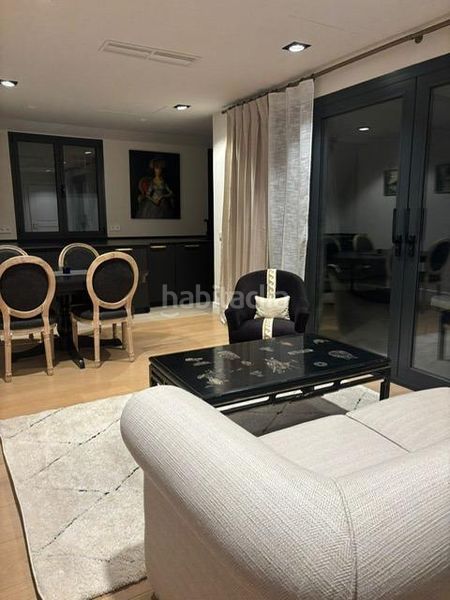 Foto 8d356015-56f0-4a4e-a056-927342eb346e. Location attique avec piscine dans El Viso Madrid