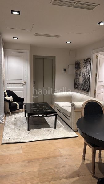 Foto c04aedf3-807b-43c2-b58b-6db64c3f98fa. Location attique avec piscine dans El Viso Madrid