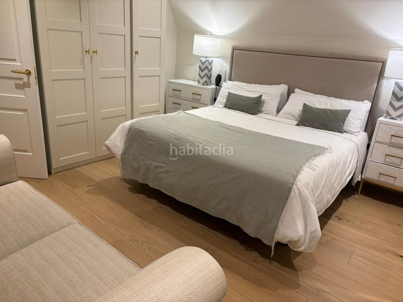 Foto d95e52ff-ab81-4449-95e2-9876c679bb34. Location attique avec piscine dans El Viso Madrid