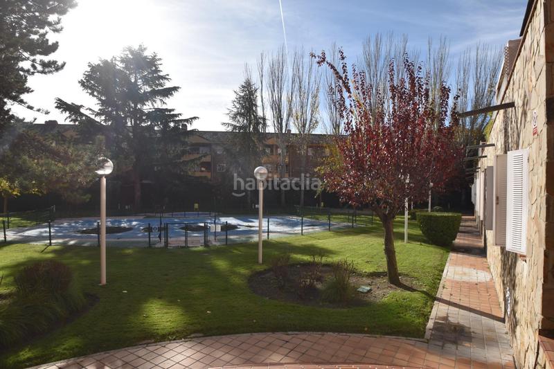 Foto 6b8aff25-1d04-4636-a0b7-14633737161a. Ático estupendo ático duplex en Casa Amarilla Galapagar