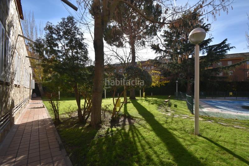 Foto 97e89218-9cdf-40aa-8ed9-0a8901533c73. Ático estupendo ático duplex en Casa Amarilla Galapagar