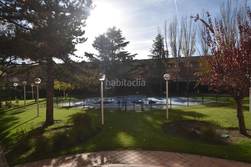Foto a85e1bb0-518c-4956-80a1-32d331abfbc9. Ático estupendo ático duplex en Casa Amarilla Galapagar
