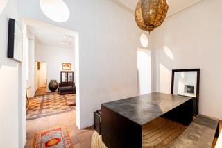 Apartament a Cortes-Huertas. Seducidos por el encanto del centro de madrid