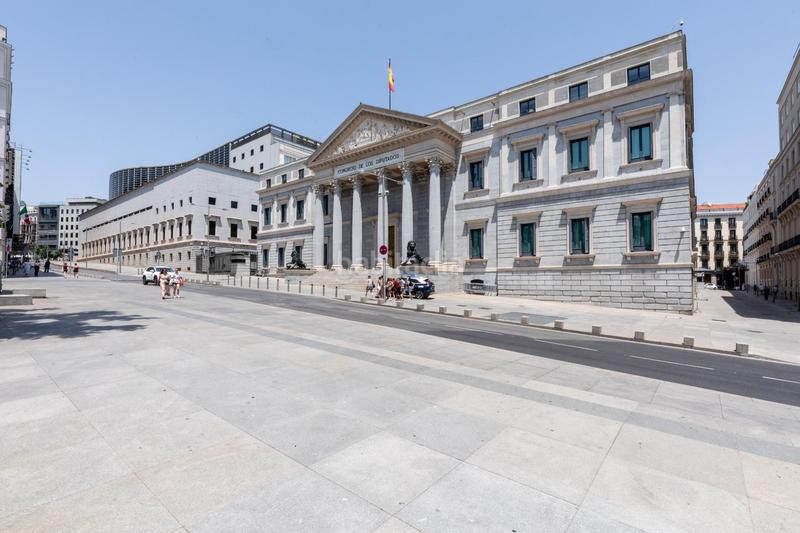 Foto 6a6c2072-482a-471a-b8d4-0f3053f0b5e8. Piccolo appartamento con riscaldamento in Cortes-Huertas Madrid