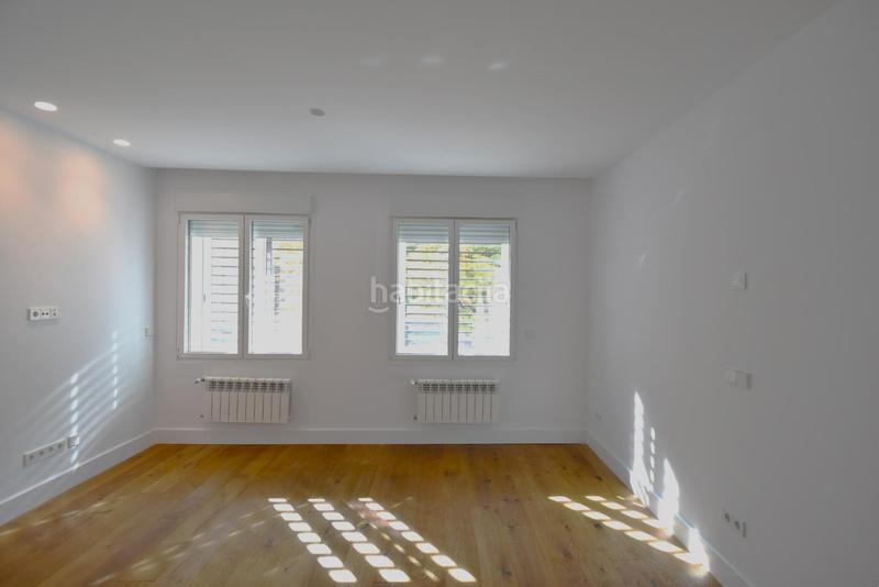 Foto d706b747-88e1-4ecb-adbe-91ff5de20aaf. Piso magnifico piso en calle maldonado en Castellana Madrid