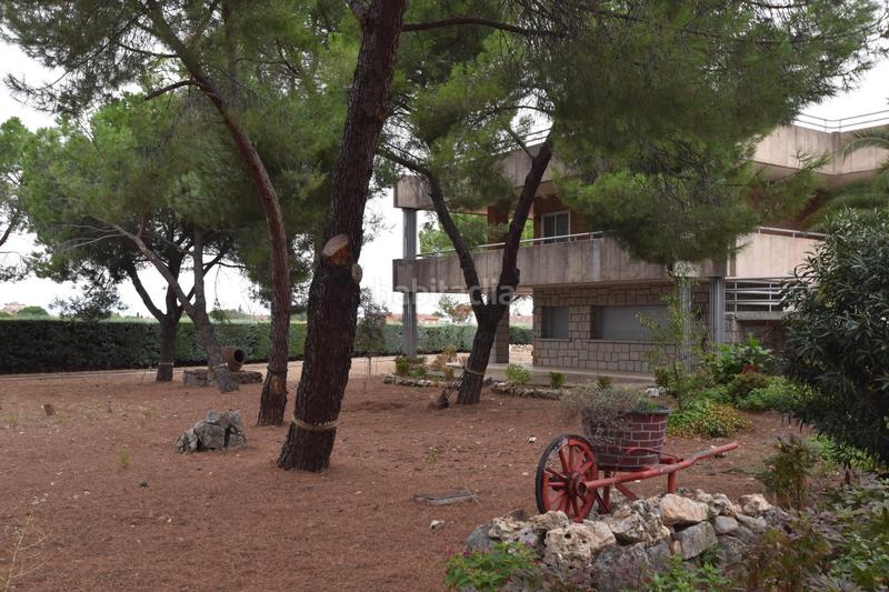 Foto 2c9073e0-2521-4075-94cb-7a244cd70dae. Chalet con riscaldamento parcheggio in Fuente el Saz de Jarama