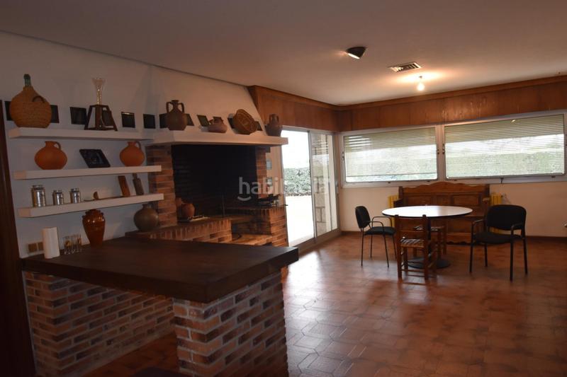 Foto bc994f40-5e1c-4b23-8604-3ff51b27cf29. Chalet con riscaldamento parcheggio in Fuente el Saz de Jarama