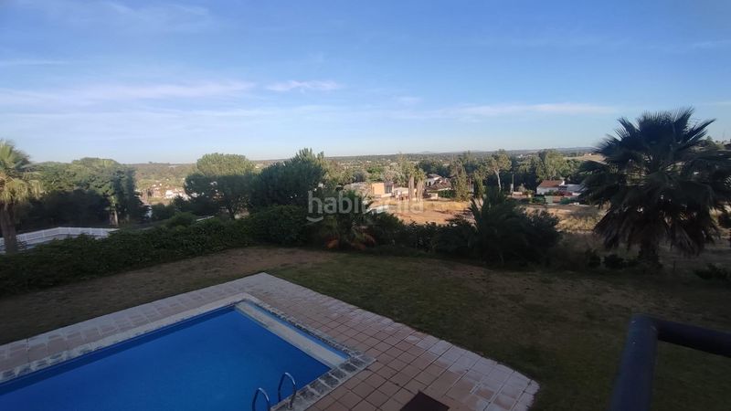 Foto 090f566c-cdbc-4c55-8999-9cec92082531. Xalet amb calefacció aparcament piscina a Las Vaguadas Badajoz