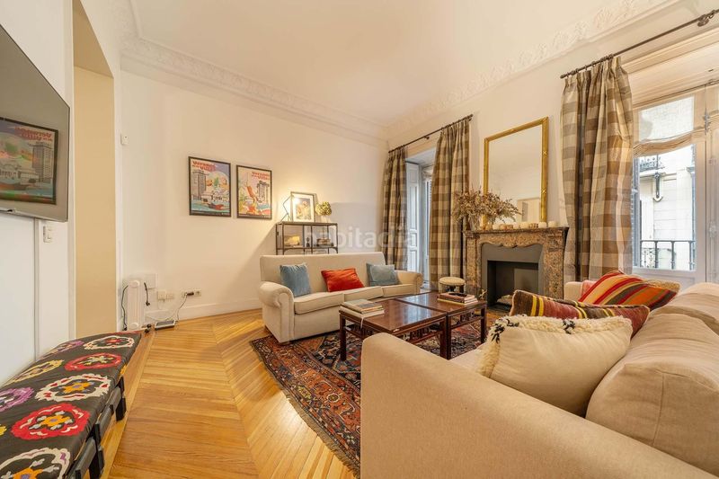 Foto d6bc38b3-c444-4ff7-9b05-d6254d4037cb. Pis amb calefacció a Palacio Madrid