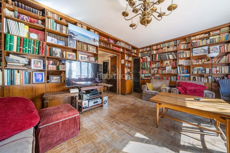 Foto 7db25cba-3348-457d-8608-891ed8c8ecd8. Pis a Gaztambide Madrid