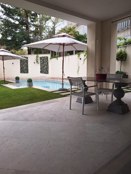 Foto 11f8a423-1e4b-452f-ada4-3407e5843006. Lloguer casa amb aparcament piscina a El Viso Madrid