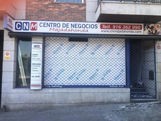 Local Comercial a Casco Antiguo. Excelente local en venta en rentabilidad en majadahonda
