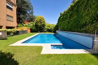 Location Duplex à San Juan Bautista. Fantastico piso en alquiler zona arturo soria