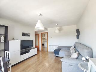 Appartement  Calle madrid. Piso moderno de 3 dormitorios