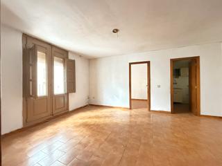 Appartement  Calle mayor. Piso a reformar en el centro