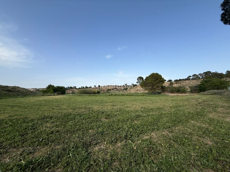 Foto b3c76938-7087-4ddf-b3cc-9f3831f2ffa2. Finca rústica a Caspe