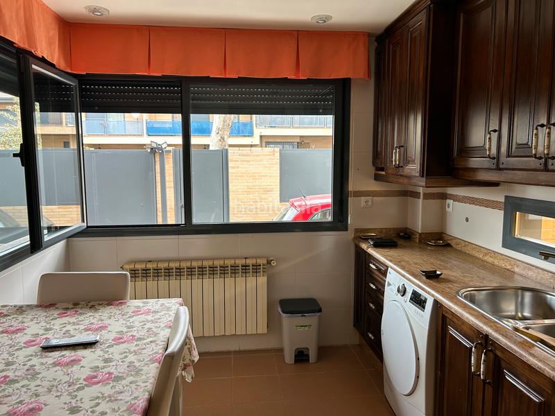 Foto 3fe74537-6e28-4b3f-9ccf-77f727694ec8. Casa a schiera in Yuncos