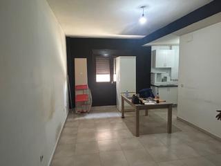 Appartement à Yuncos. Vendo piso zona tranquila cerca de calle real