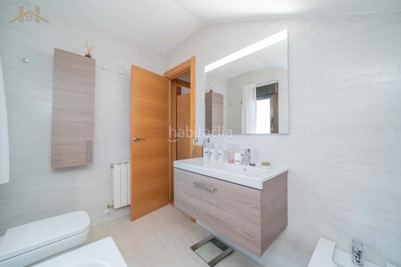 Foto 0800b386-c04f-4bbf-b13c-aec7f975c913. Semi detached house in Las Matas-Peñascales Rozas de Madrid (Las)