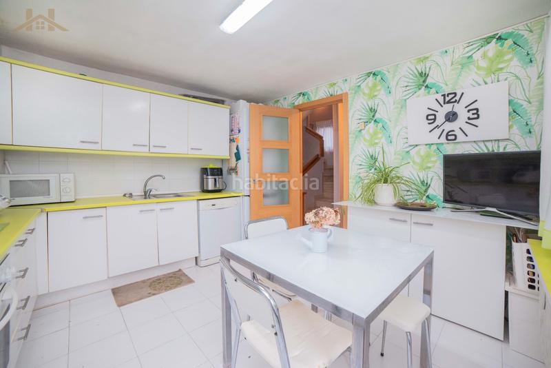 Foto 7b8f970c-5b6b-4081-ab3f-a43458e2ea69. Casa aparellada a El Pinar-Punta Galea Rozas de Madrid (Las)