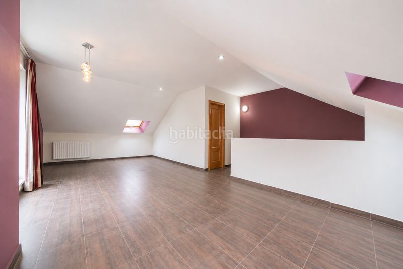 Foto b04d3e71-7b2f-4949-b43f-cad084fc99e0. Casa adossada a Las Matas-Peñascales Rozas de Madrid (Las)