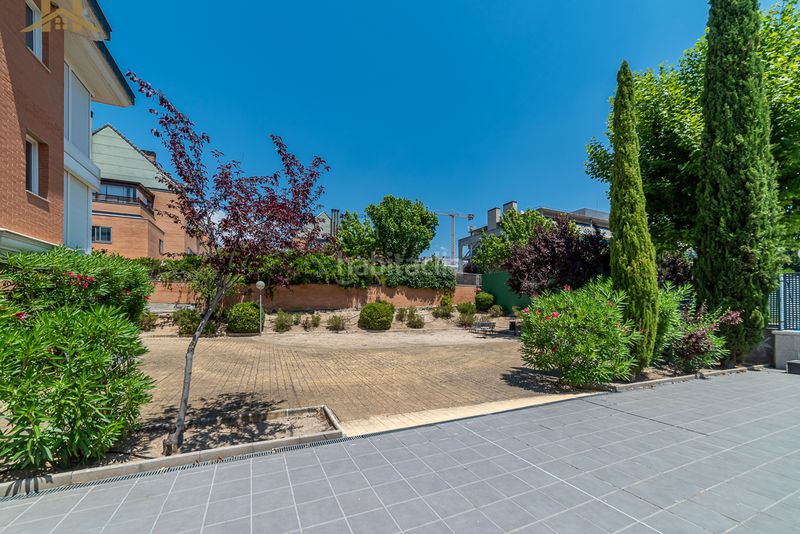 Foto b6a0f23d-f72c-4690-b7c7-cd2e8a64560d. Flat in Parque Empresarial Rozas de Madrid (Las)
