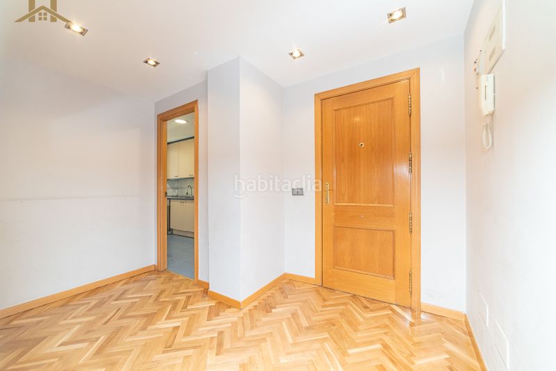 Foto f09d3af9-25b6-4b08-907b-2086285504eb. Flat in Parque Empresarial Rozas de Madrid (Las)