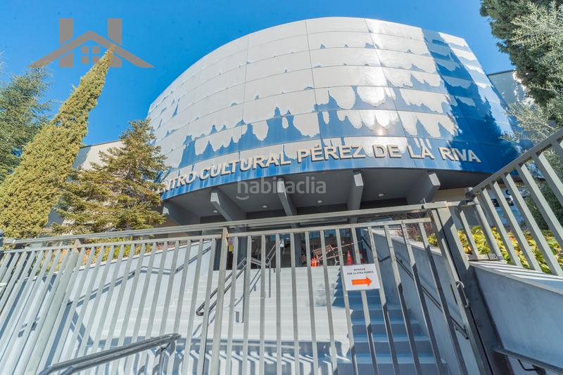 Foto 4b0cc4d0-cc44-47c4-b687-4153d0df65e9. Autoparkplatz in El Burgo Rozas de Madrid (Las)