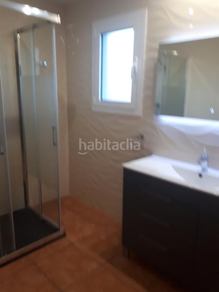 Foto 3c0c8e50-e52b-486f-b464-fc2e567dd04a. Chalet vendo chalet semi nuevo a pocos metros de playa, en La Ràpita