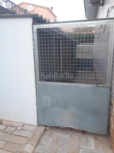 Foto b36a221d-9435-45aa-a015-c06f52bdd8b2. Chalet vendo chalet semi nuevo a pocos metros de playa, en La Ràpita