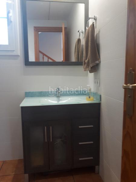 Foto c5c84c08-43e4-4883-8958-2eb1d1a1f99a. Chalet vendo chalet semi nuevo a pocos metros de playa, en La Ràpita