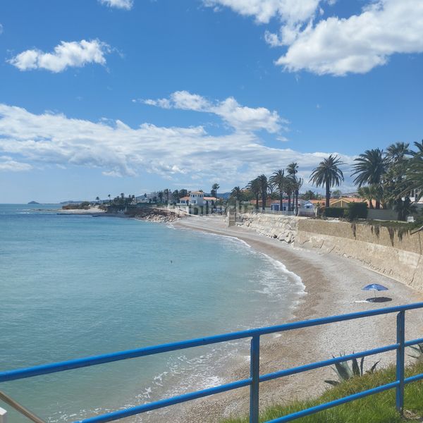 Foto 77a7f9d0-e2f9-4dff-ba76-bd828a93e090. Terreny residencial a Cala Puntal Vinaròs