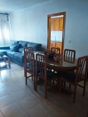 Flat in Casco Urbano. Vendo piso amueblado y equipado, listo para entrar