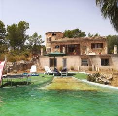 Chalet in Sant Joan. Rustica con carácter