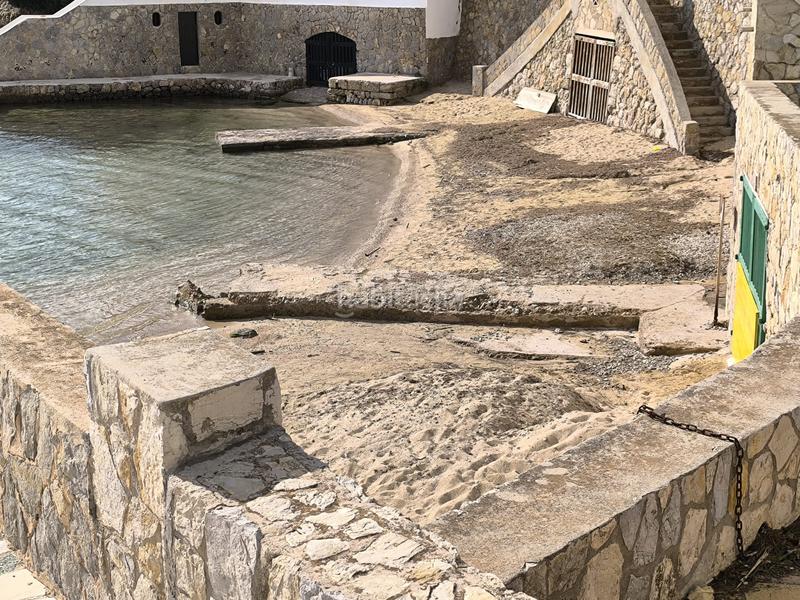 Foto 85aa4183-47c2-4cc5-aa41-333e8cebae43. Chalet mit parking in port d´Andratx Andratx