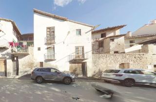 Casa a Mora de Rubielos. Imogestion infinito gestiona la venta de esta magnifica villa en