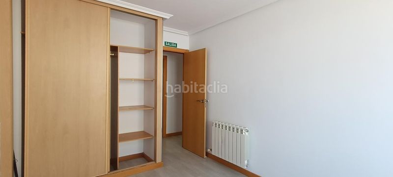 Foto 30e716ba-7c9a-4352-b140-253655604087. Etagenwohnung mit heizung parking in Villaquilambre