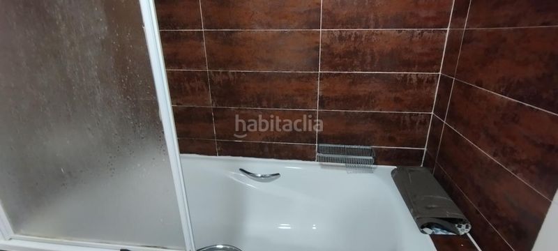 Foto 3f1a4a45-8d2d-4226-9942-b44d2c48254c. Etagenwohnung mit heizung parking in Villaquilambre