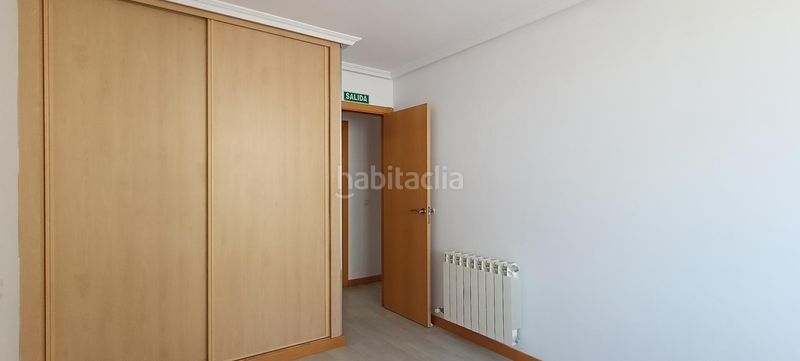 Foto eba08073-849f-4ea7-a669-3e24570fac44. Etagenwohnung mit heizung parking in Villaquilambre