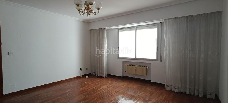 Foto 7b934bc5-21cb-4cf1-b034-45b92acc8734. Apartament amb calefacció aparcament a Centro Ciudad León