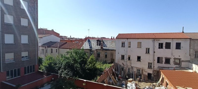 Foto bc1bea75-dcda-487a-a982-476cfe6d4e23. Apartamento en La Vega - La Sal León