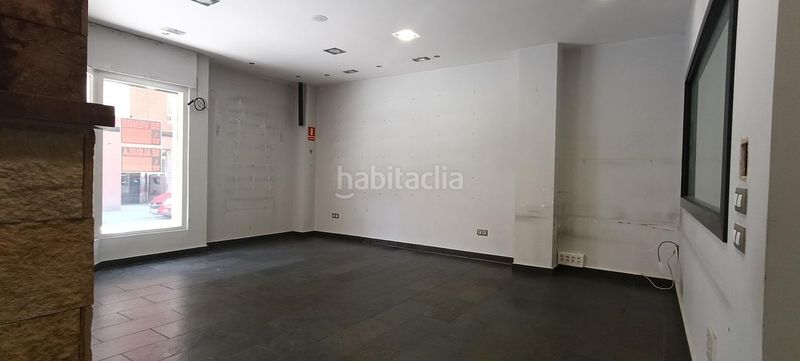 Foto 0e18ffd0-410c-43e5-b4a4-d235e5cdf70b. Local comercial en San Claudio - La Chantría León