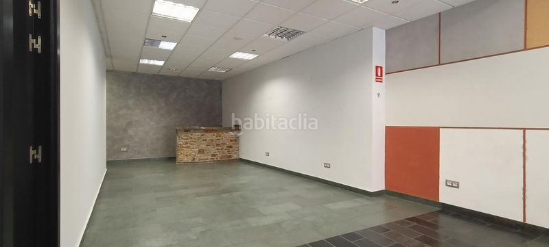 Foto 52cf30cb-e03b-4cae-ac19-0312170cc9fd. Local comercial en San Claudio - La Chantría León